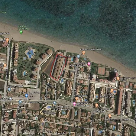 A Primera Linea De Playa *